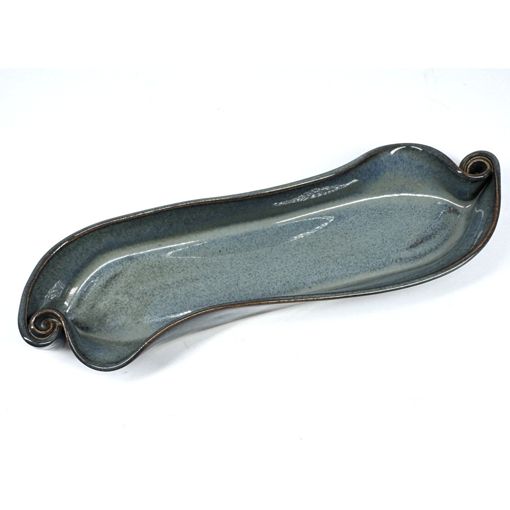 Hilborn Pottery Canada Signed Blue Green Ceramic Olive Dish Tray‎